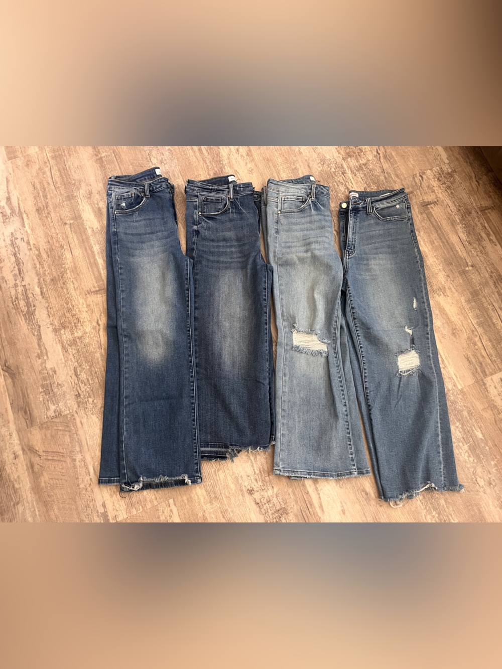 4 Pair RISEN Women’s JEANS